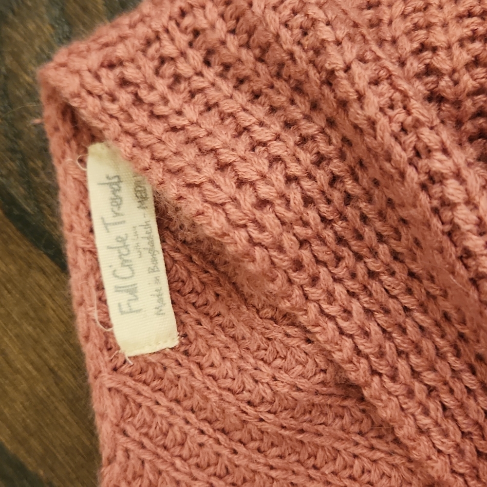 Lot 2 Sweaters - Picture 2 of 5